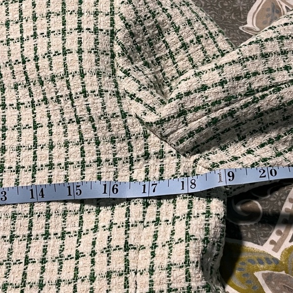 Ann Taylor women’s Green and Cream Fringe Tweed Jacket 4P - Picture 9 of 11